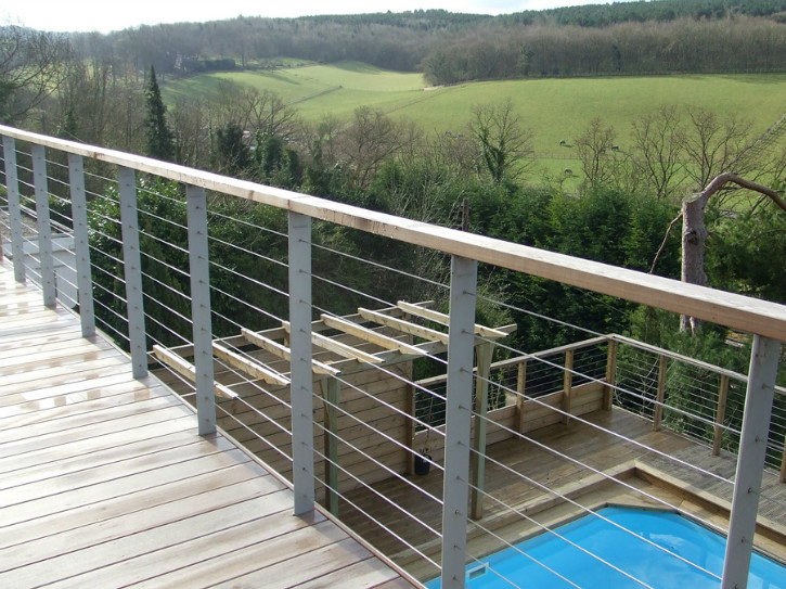 Stainless-steel-wire-rope-horizontal-balustrade-12.jpg